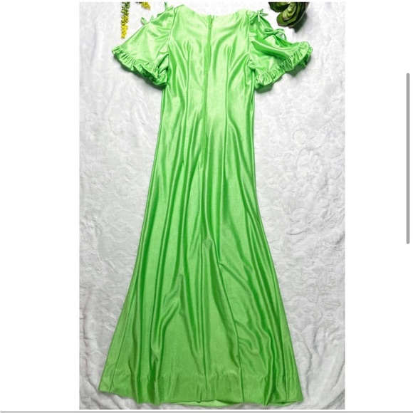 Vintage 1970s 70s Handmade Neon Green Pintucked Short Sleeve Qiana Maxi Dress - Picture 2 of 16